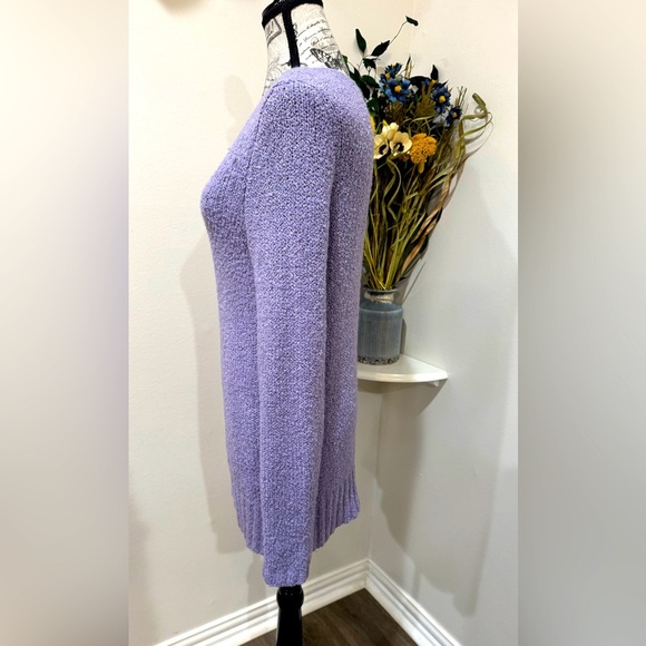 Croft & Barrow Versatile Chic pullover Purple V-Neck Sweater Soft Knit size Med - Picture 4 of 8